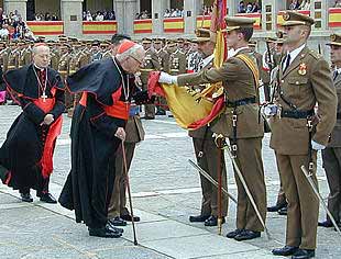 20060424110305-cardenaljurabandera.jpg