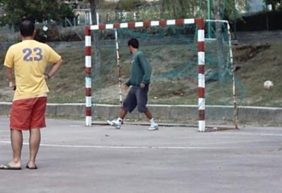 20061004124658-putacoladeira2.jpg