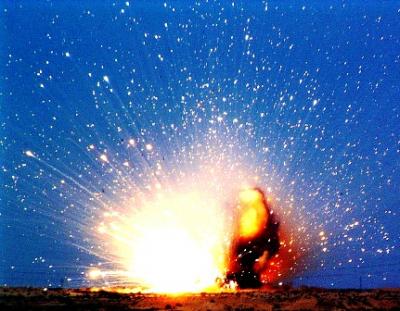 20080323225529-explosion.jpg