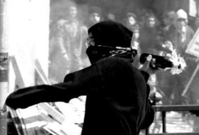 20080509093619-molotov.jpg